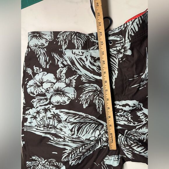 Nautica Men's Swim Trunks, Navy & White Tropical Print Beach Shorts Size XL NWT - Picture 9 of 12